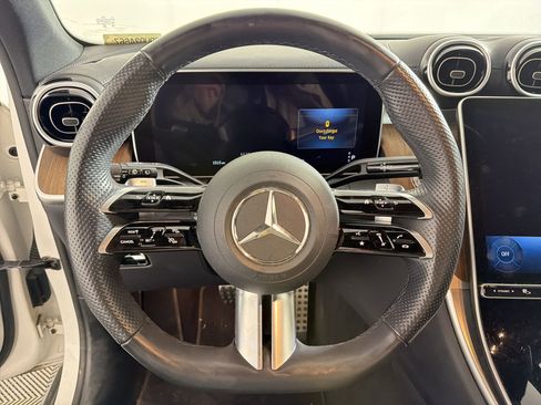 Used 2023 Mercedes-Benz GLC 300 4MATIC image 21