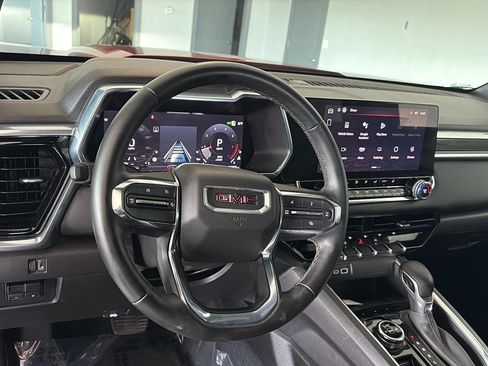 Used 2024 GMC Canyon Elevation w/ Elevation Premium Package AWD/4WD image 13