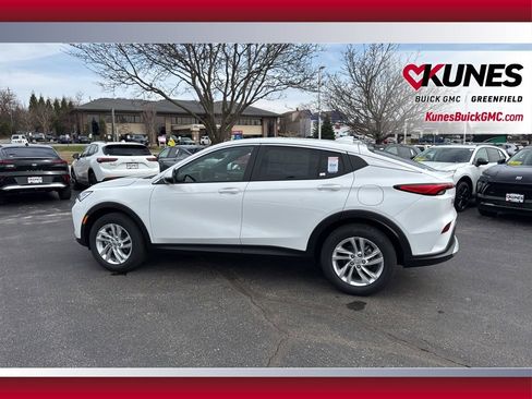 New 2026 Buick Envista Preferred image 7