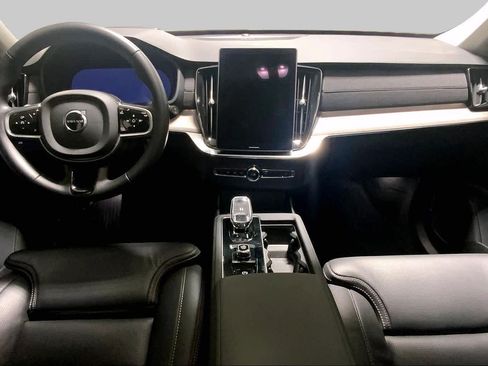Used 2025 Volvo XC90 B6 Ultra w/ Protection Package Premier AWD/4WD image 15