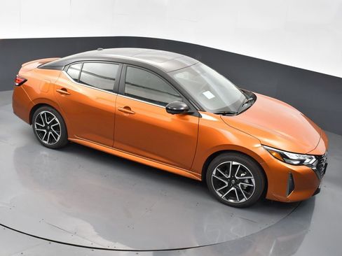 New 2025 Nissan Sentra SR w/ SR Premium Package image 42