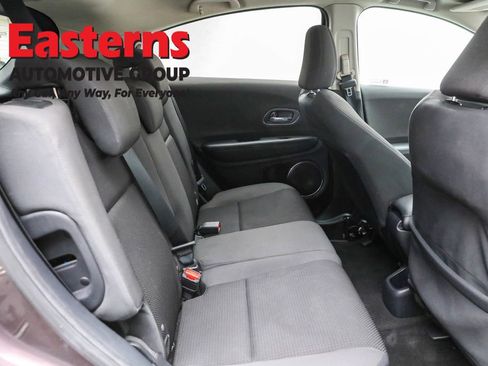Used 2019 Honda HR-V EX image 22
