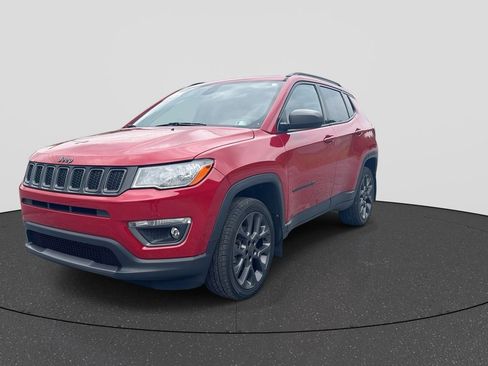 Used 2021 Jeep Compass Latitude AWD/4WD image 10