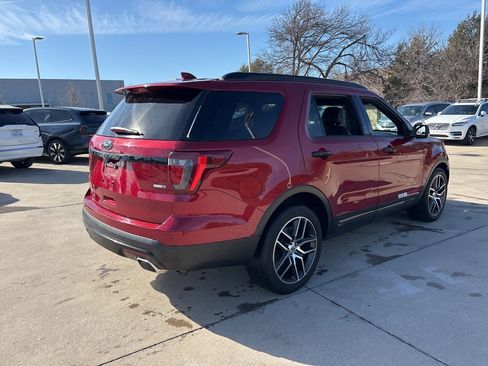 Used 2016 Ford Explorer Sport w/ Equipment Group 401A image 5