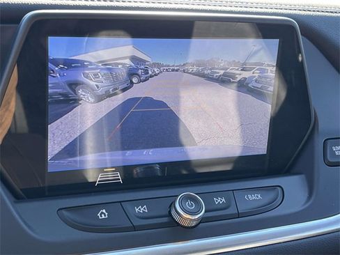 Used 2020 Chevrolet Blazer LT image 23