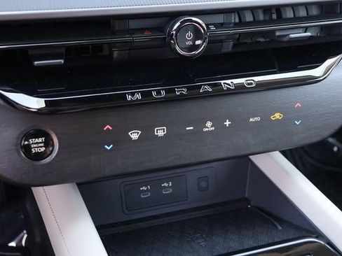 Certified 2025 Nissan Murano SV FWD image 19