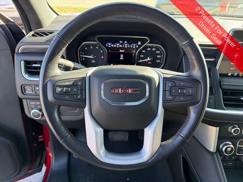 Used 2021 GMC Yukon SLT w/ SLT Premium Package image 17