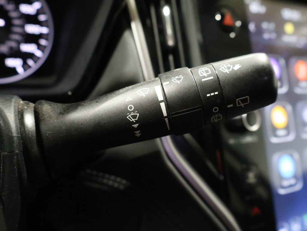 Used 2025 Subaru Outback Premium AWD/4WD image 37