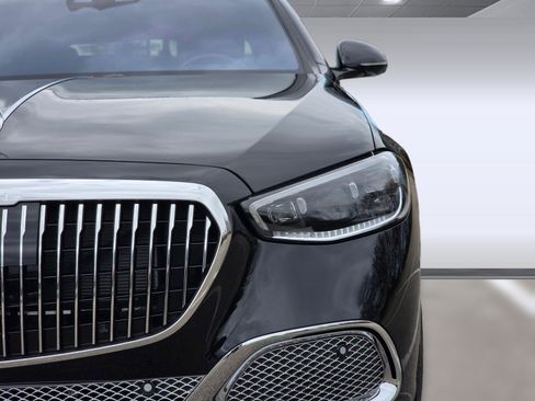 New 2026 Mercedes-Benz Maybach S 680 4MATIC image 11