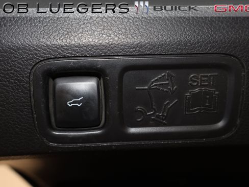 Used 2020 Ford Expedition Max Platinum AWD/4WD image 24