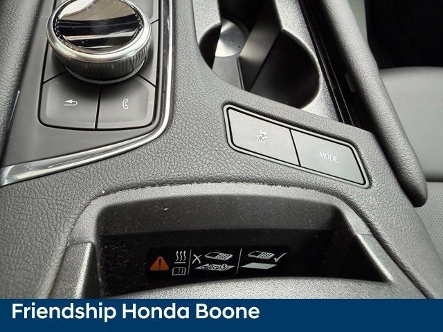 Used 2024 Cadillac XT6 Sport w/ Technology Package AWD/4WD image 38