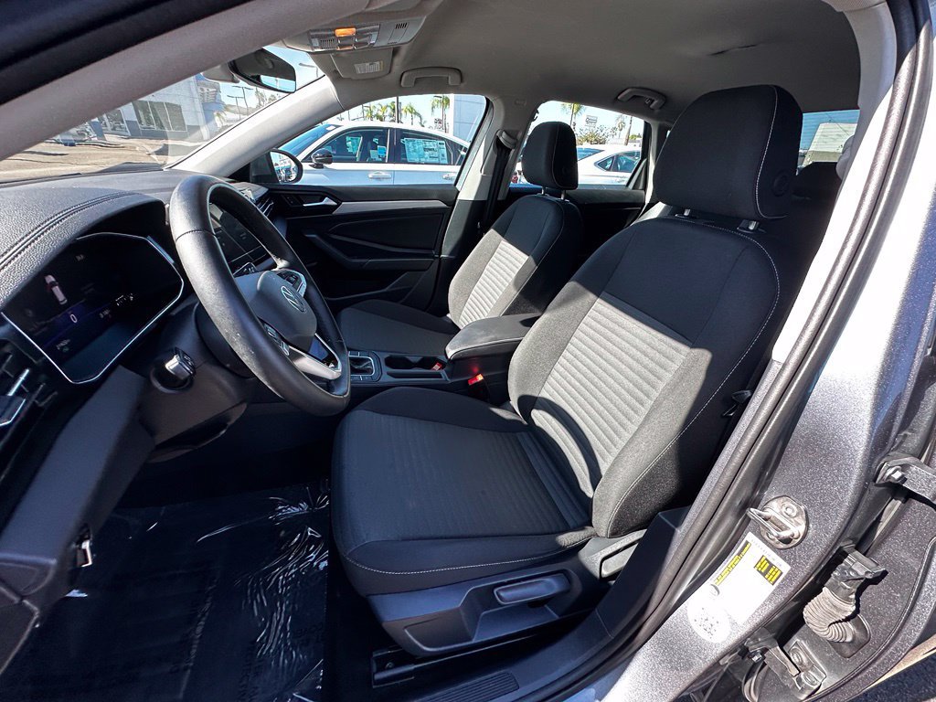 Used 2025 Volkswagen Jetta S FWD image 22