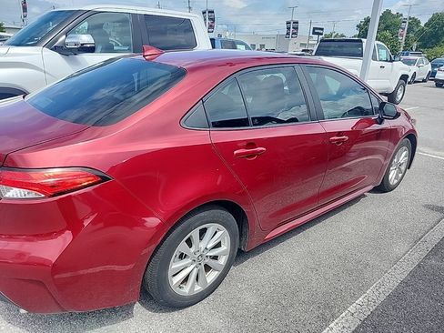 Used 2023 Toyota Corolla LE w/ LE Convenience Package FWD image 12