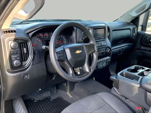 Used 2020 Chevrolet Silverado 2500 Custom w/ Custom Value Package AWD/4WD image 19