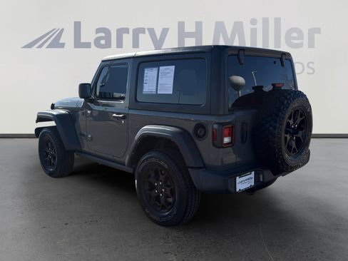Used 2021 Jeep Wrangler Willys AWD/4WD image 4