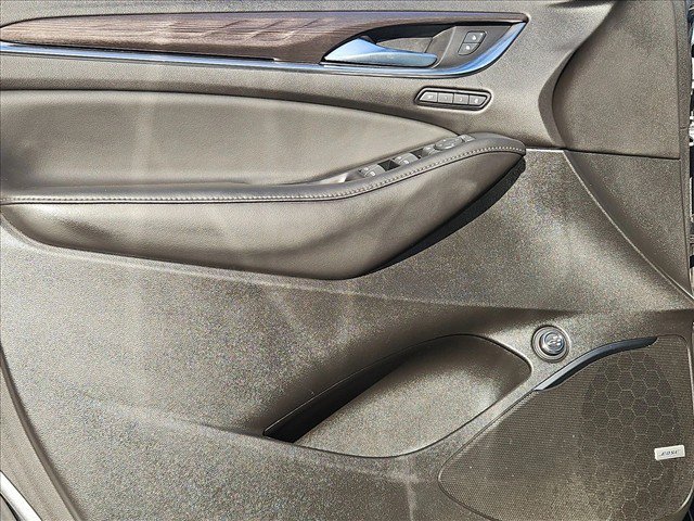Used 2023 Buick Enclave Avenir w/ Avenir Technology Package AWD/4WD image 11
