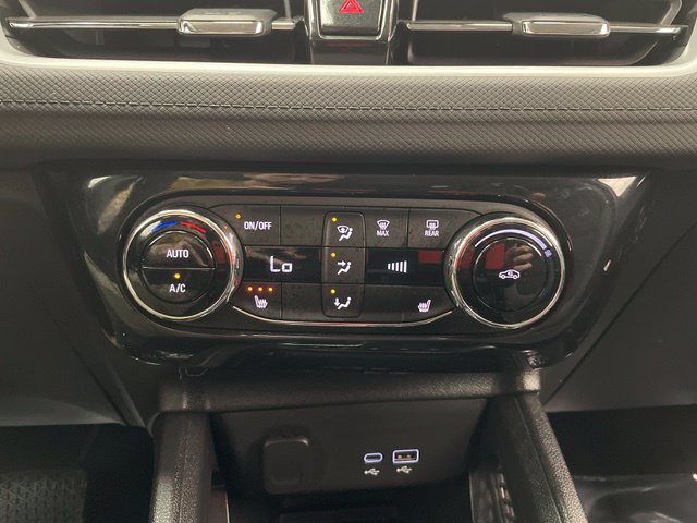 Used 2024 Chevrolet TrailBlazer LT w/ Convenience Package AWD/4WD image 5