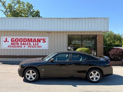 Used 2009 Dodge Charger SXT w/ Leather Interior Group RWD image 2
