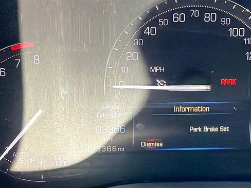 Used 2018 Cadillac XT5 FWD image 13