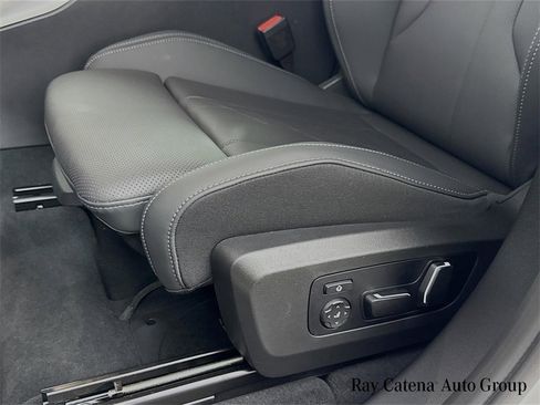 Used 2026 BMW X3 xDrive30 w/ Premium Package image 17