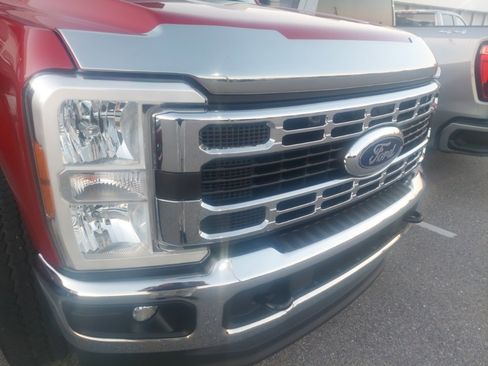 Used 2024 Ford F250 XLT w/ FX4 Off-Road Package image 5