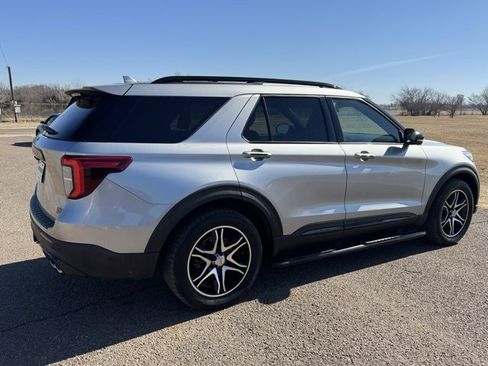 Used 2020 Ford Explorer ST w/ Premium Technology Package image 6