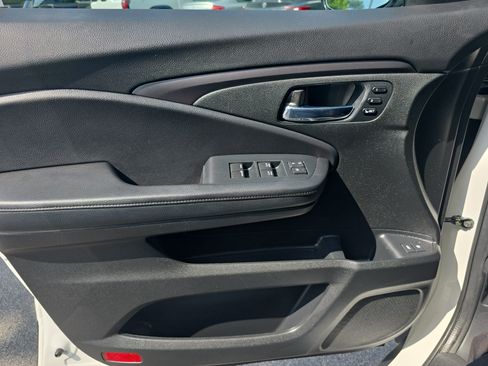 Used 2022 Honda Pilot Special Edition image 28
