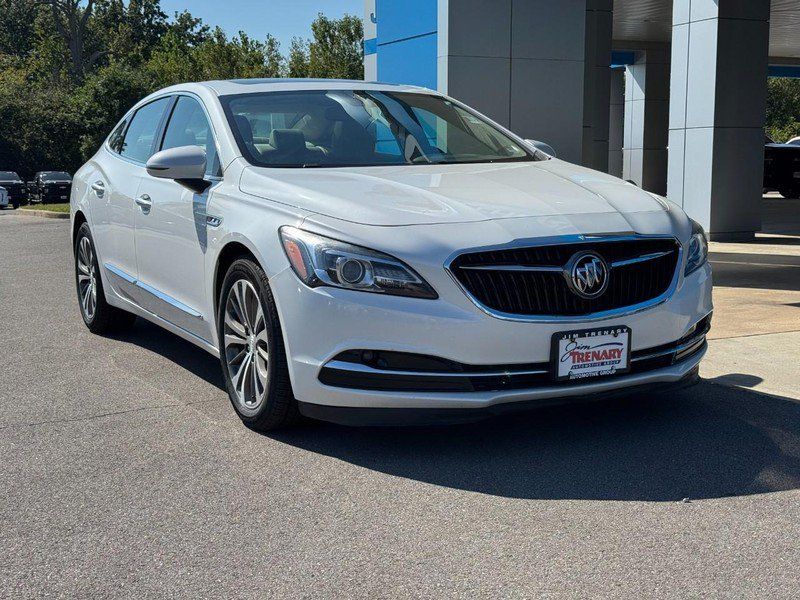 Used 2019 Buick LaCrosse Essence w/ Sun and Shade Package AWD/4WD image 2