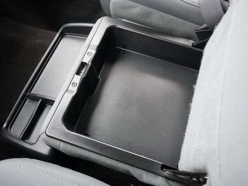 Used 2016 RAM 1500 Big Horn image 24