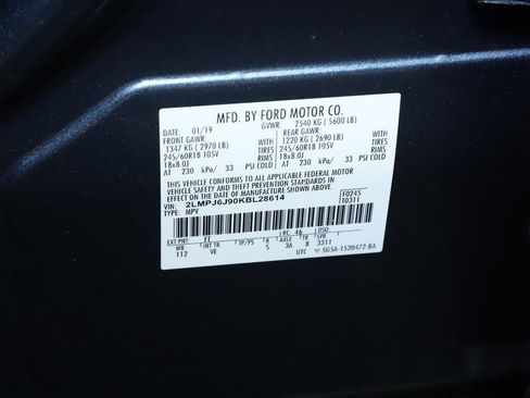 Used 2019 Lincoln Nautilus FWD image 18