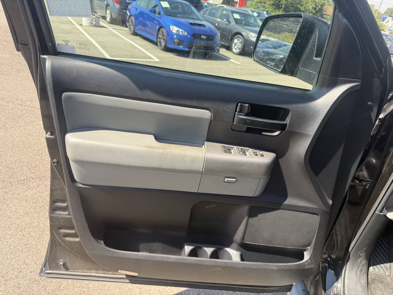 Used 2017 Toyota Sequoia SR5 RWD image 16