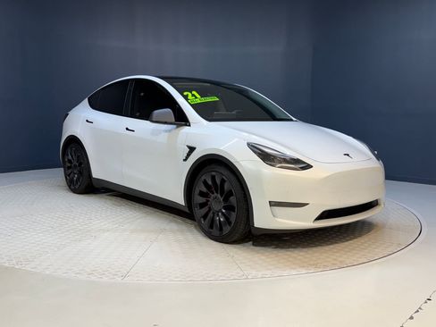 Used 2021 Tesla Model Y Performance image 6