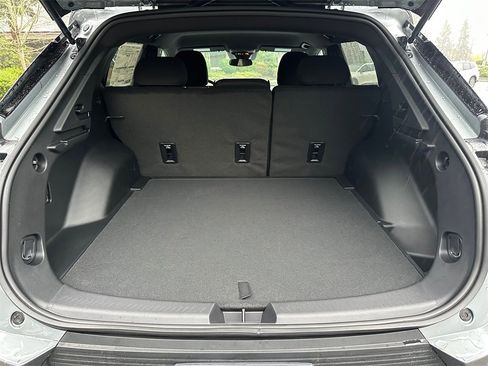 New 2026 Chevrolet Equinox EV LT image 14