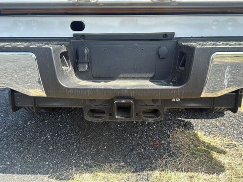 New 2026 Ford F250 XL w/ XL Chrome Package RWD image 18