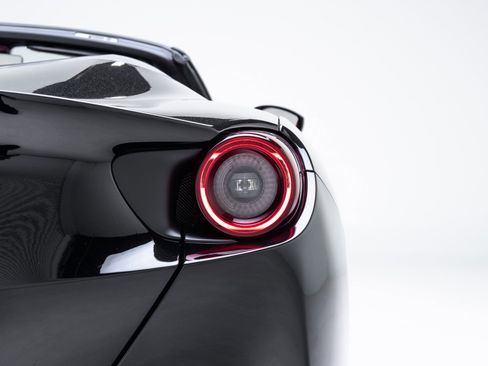 Used 2019 Ferrari Portofino image 35