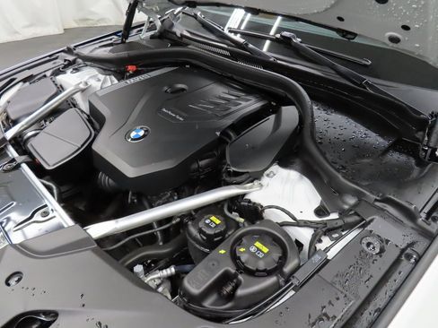 Used 2022 BMW 530i xDrive image 20