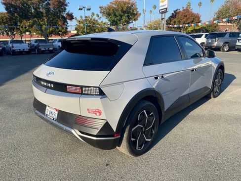Used 2024 Hyundai Ioniq 5 SEL image 9