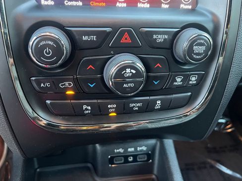 Used 2018 Dodge Durango R/T image 38