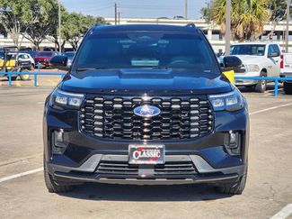 Used 2025 Ford Explorer ST-Line w/ Premium Package video 2