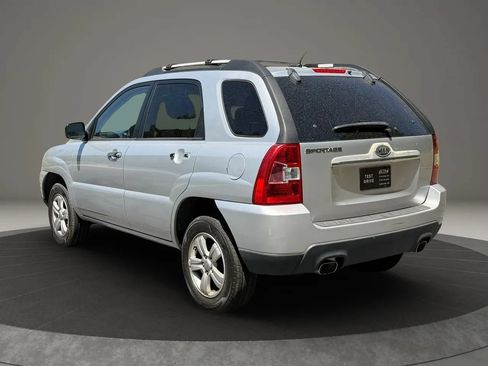 Used 2010 Kia Sportage LX FWD image 6