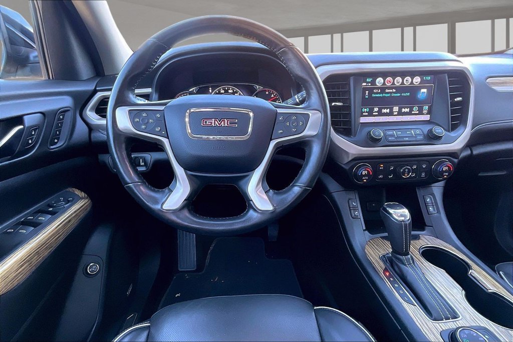 Used 2019 GMC Acadia Denali w/ Technology Package AWD/4WD image 9