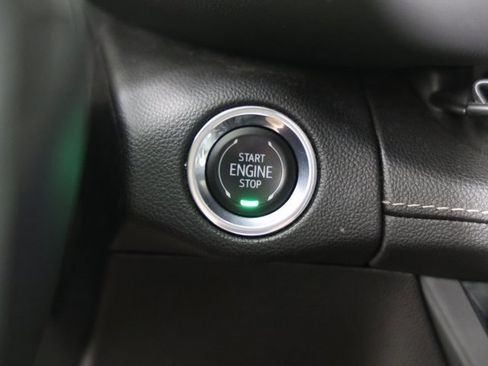 Used 2022 Buick Envision Avenir w/ Technology Package II image 21