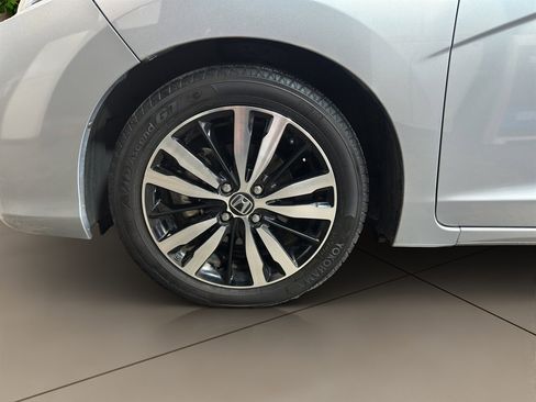 Used 2019 Honda Fit EX-L image 14