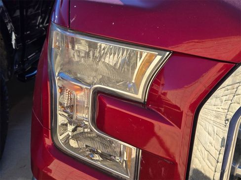 Used 2015 Ford F150 XLT w/ Equipment Group 302A Luxury image 15