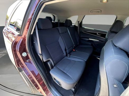 Used 2017 Kia Sorento AWD w/ LX Convenience Package image 27