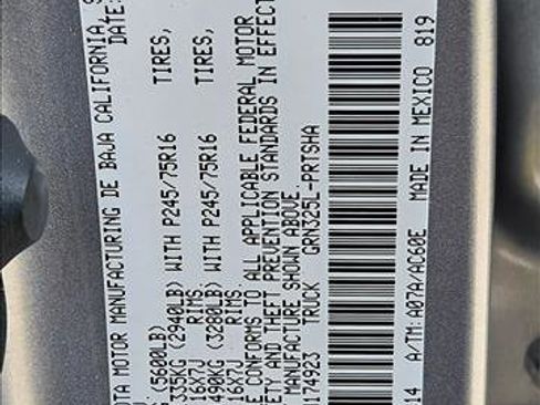 Used 2022 Toyota Tacoma SR5 image 15