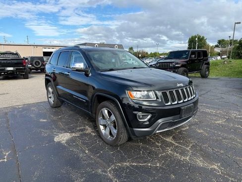 Used 2014 Jeep Grand Cherokee Limited w/ Trailer Tow Group IV AWD/4WD image 2