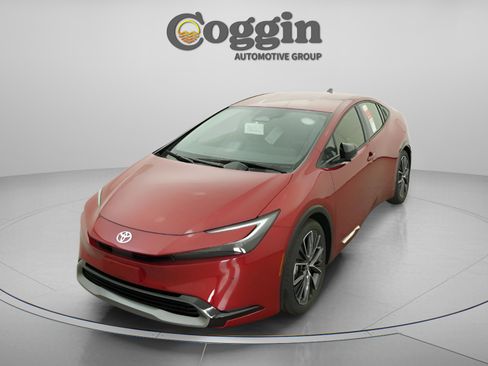 New 2026 Toyota Prius XLE image 32