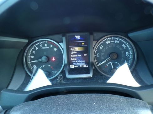 Used 2023 Toyota Tacoma TRD Off-Road w/ Technology Package image 14