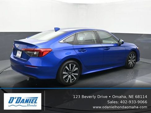 Used 2023 Honda Civic EX image 6